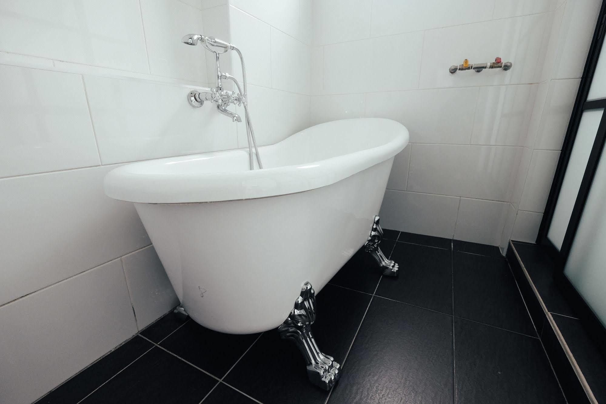 White Loft Hotel Malacca Eksteriør bilde
