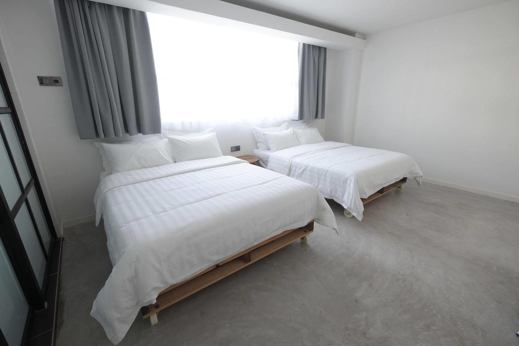 White Loft Hotel Malacca Eksteriør bilde