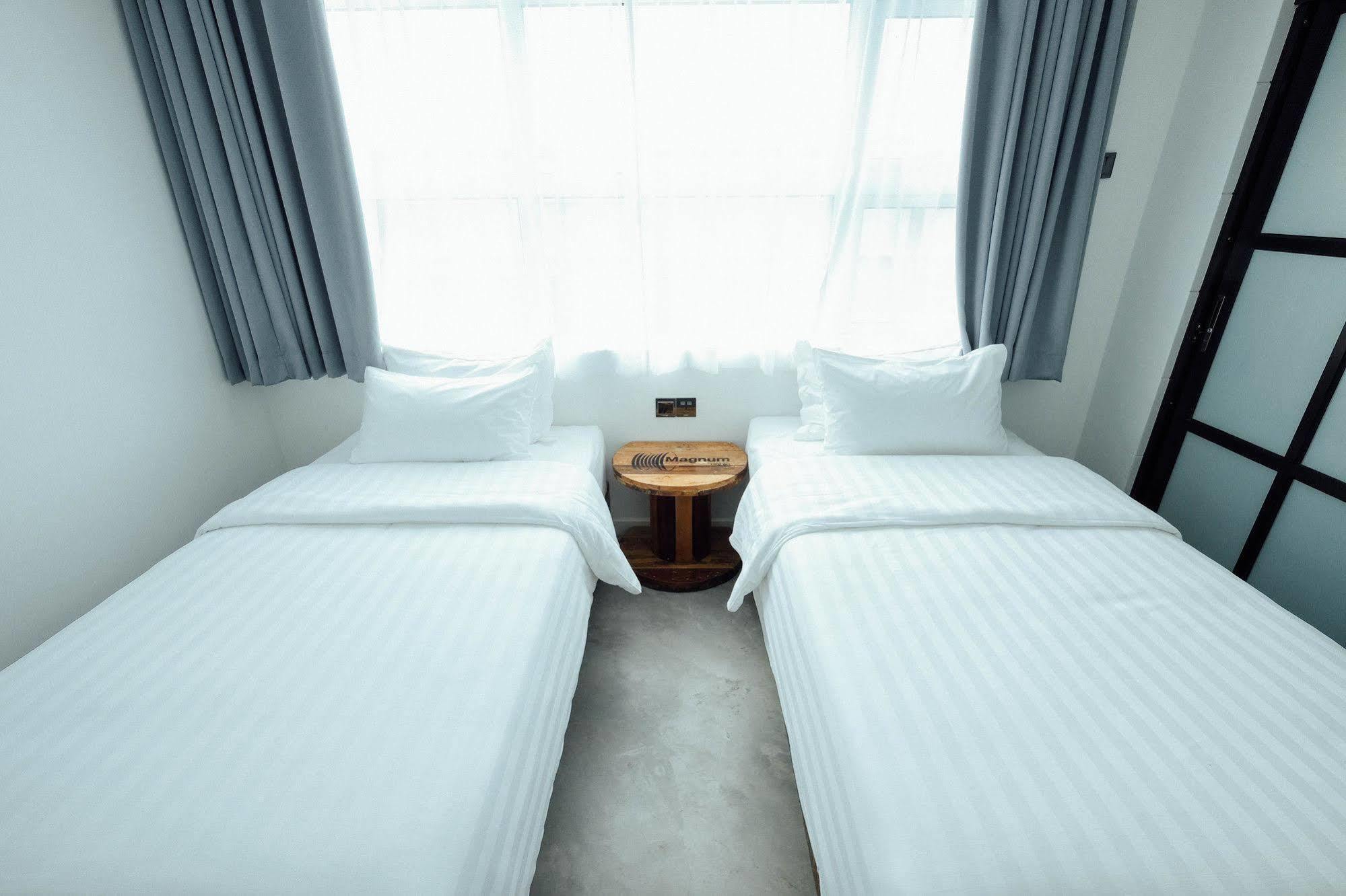 White Loft Hotel Malacca Eksteriør bilde
