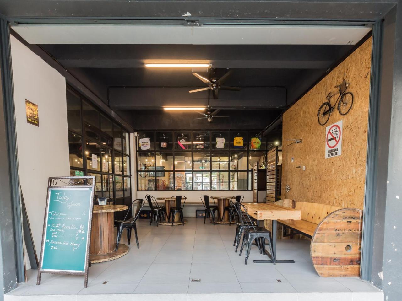White Loft Hotel Malacca Eksteriør bilde