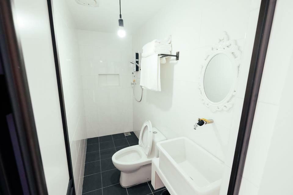 White Loft Hotel Malacca Eksteriør bilde