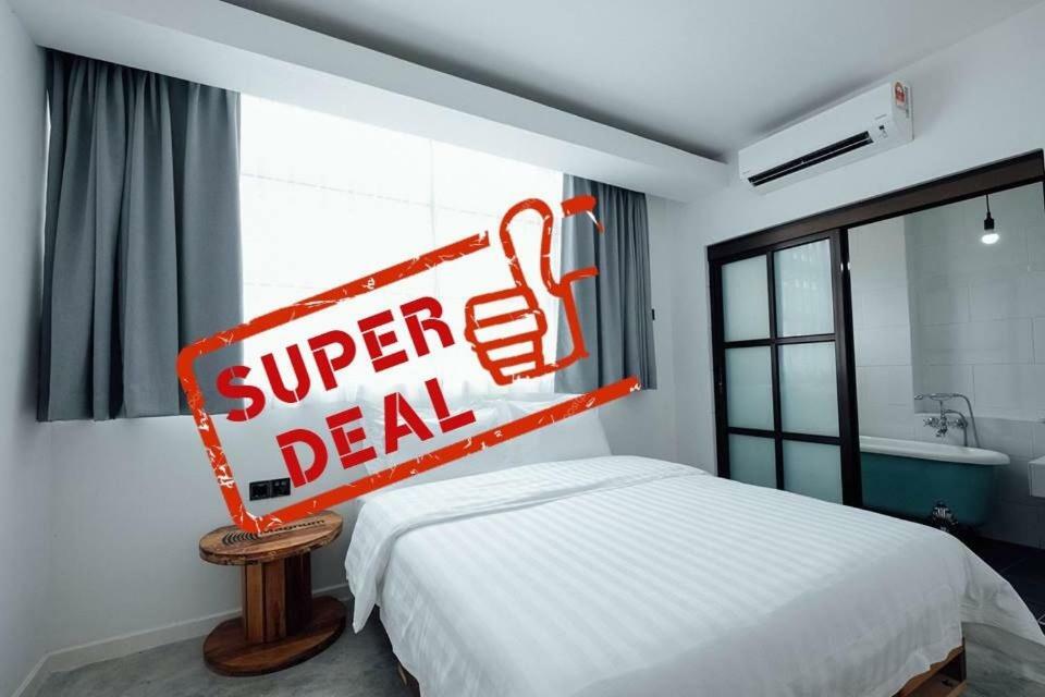 White Loft Hotel Malacca Eksteriør bilde